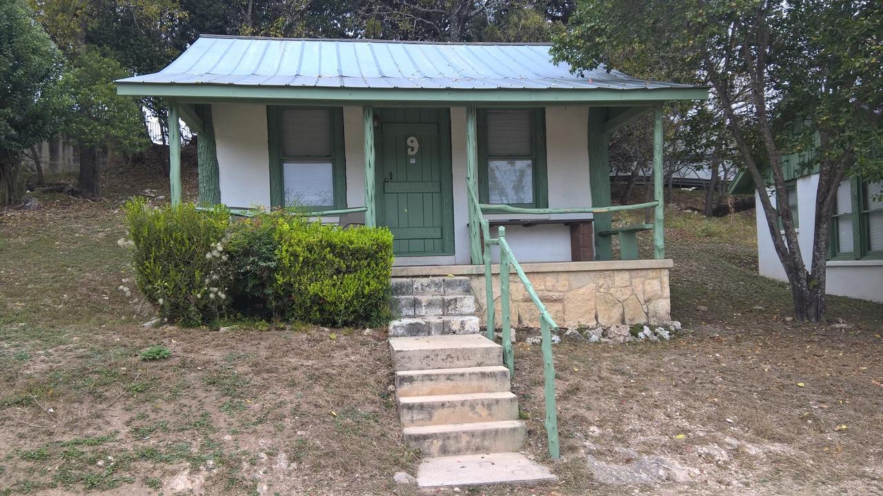 River Front Motel Bandera Exterior photo